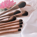 Wood Handle Makeup Brush Set pulchranaturals